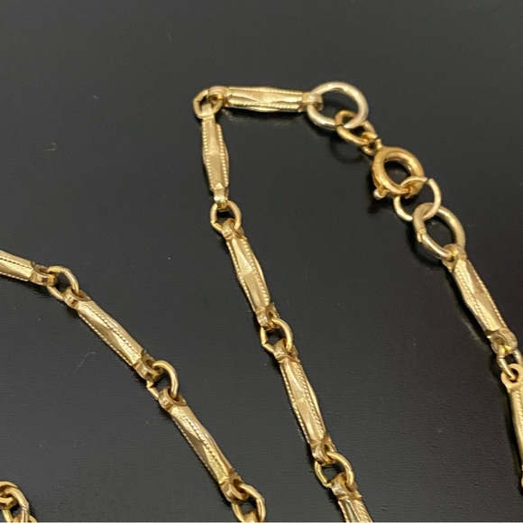 Vintage Abstract Modernist Twisted Bamboo Large Pendant Goldtone 20” Necklace - Picture 15 of 16